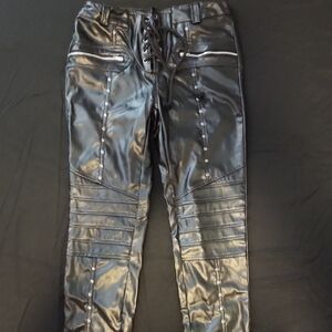 Women's Black Skinny Pants